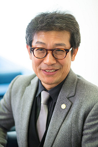 Prof. Suh Jin-hwan 