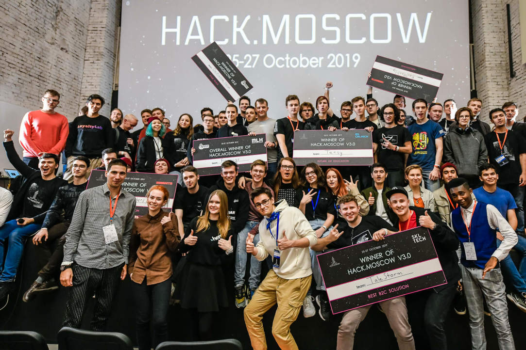 Иллюстрация к новости: Вышка стала соорганизатором Hack.Moscow v3.0