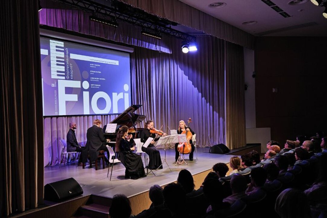 Иллюстрация к новости: Встречаем весну с классической музыкой: в Центре культур состоялся праздничный концерт