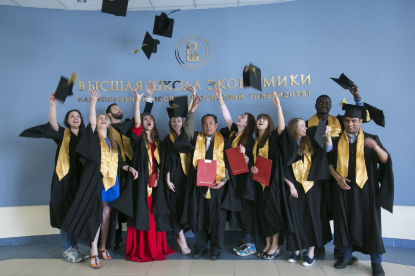 Illustration for news: Master in Political Analysis and Public Policy graduation ceremony 2015