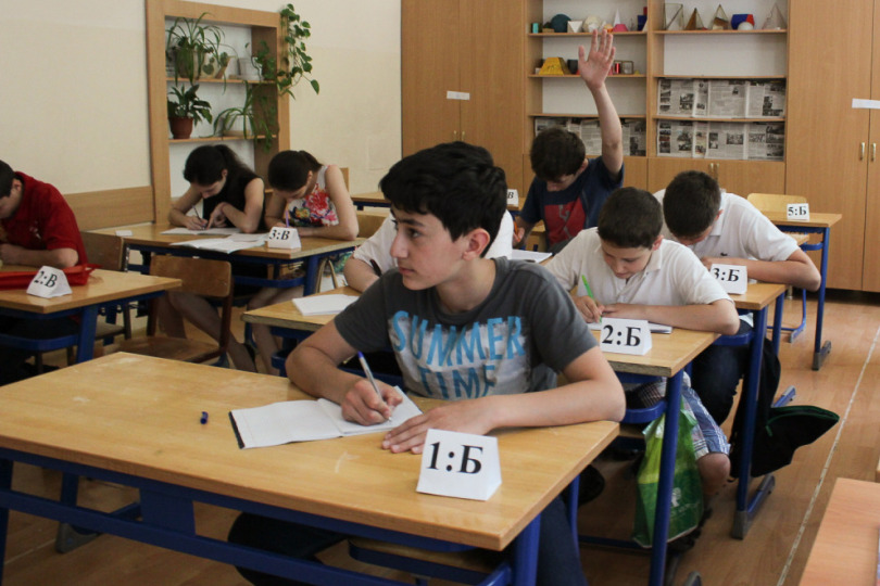 Иллюстрация к новости: В осетинском лицее способными к математике считают любых детей