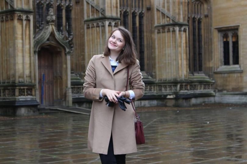 «Здесь от тебя ждут не знаний теории, а умения их применить». Письмо выпускницы бакалавриата «Журналистики» Марии Кристалинской из Лондона Иллюстрация к новости: «Здесь от тебя ждут не знаний теории, а умения их применить». Письмо выпускницы бакалавриата «Журналистики» Марии Кристалинской из Лондона