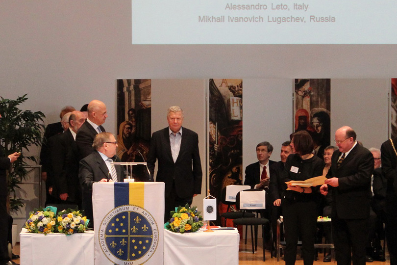 Иллюстрация к новости: М.И. Лугачев избран в члены Европейской Академии Наук и Искусств