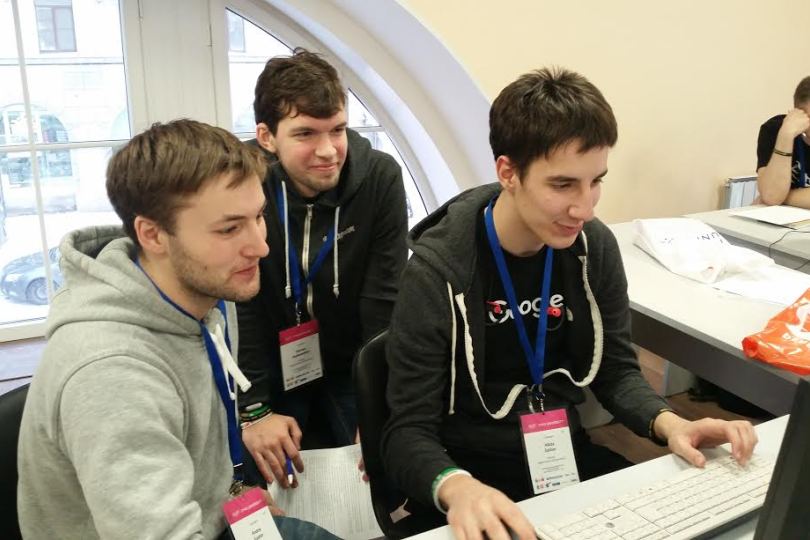 Иллюстрация к новости: Команда ВШЭ вышла в финал студенческого чемпионата мира по программированию