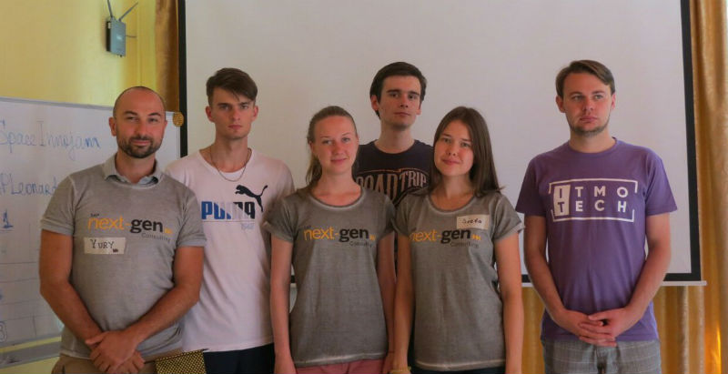 Иллюстрация к новости: Поздравляем студентов Школы бизнес-информатики Светлану Уканееву и Игоря Рязанова с победой в хакатоне SAP InnoJam&Bootcamp!