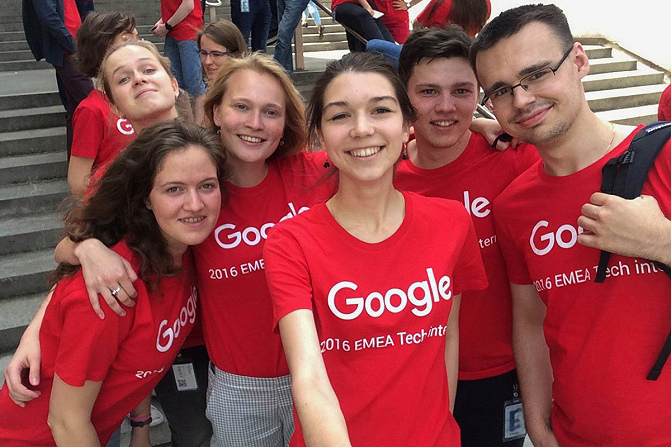 Студенты ФКН на летней стажировке в зарубежных офисах Google