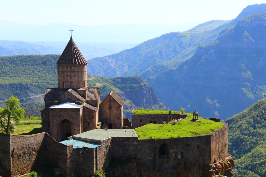 Иллюстрация к новости: Учебно-познавательная поездка в Армению в рамках проектов Школы востоковедения
