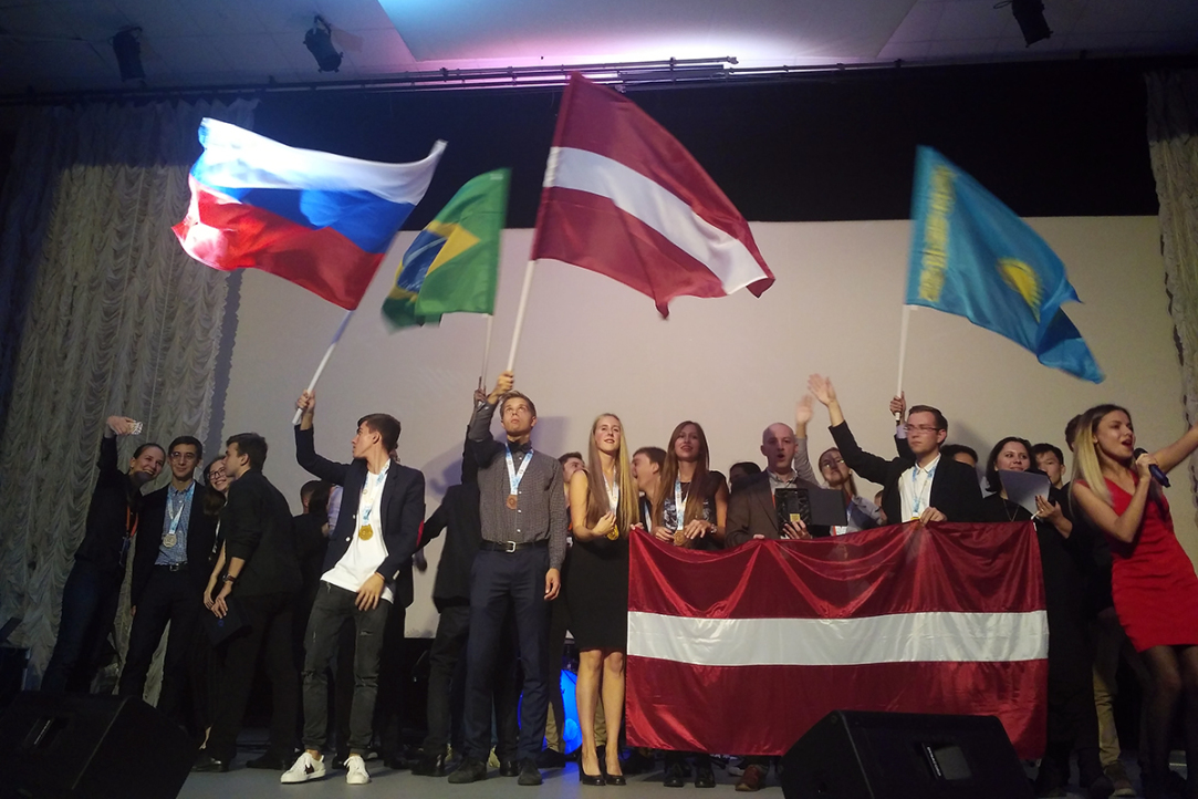 Иллюстрация к новости: Определены победители первой Международной олимпиады школьников по экономике
