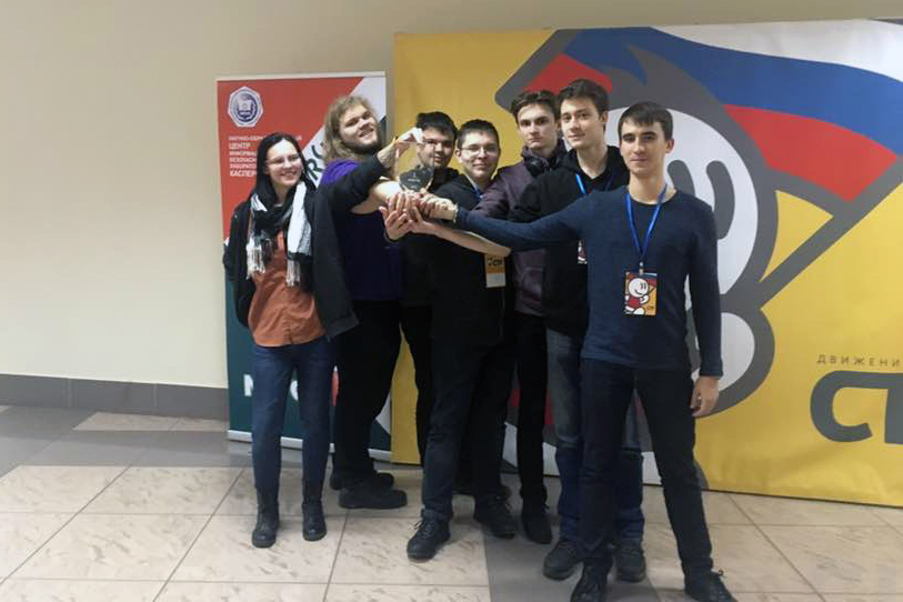 Denis Solonkov, Ilya Grekov, Roman Nikitin, Maxim Pershin, and Gleb Tretyakov (Faculty of Computer Science); Ivan Novikov, Yana Kozlyuk (MIEM)