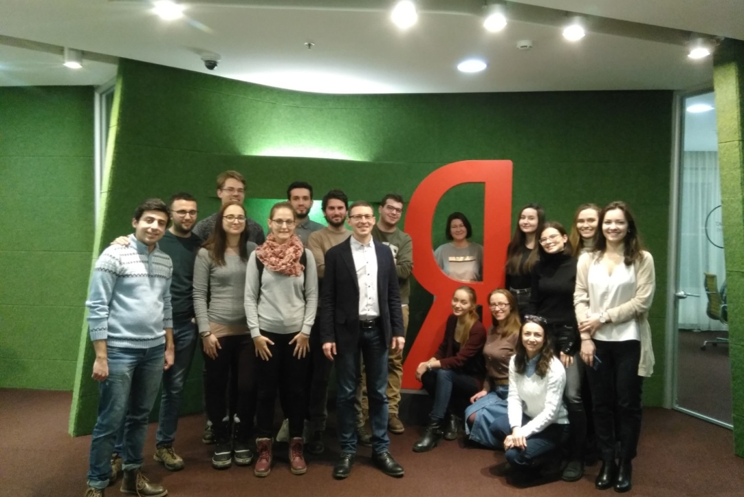 Изучение корпоративной культуры insitu : визит в «Яндекс»