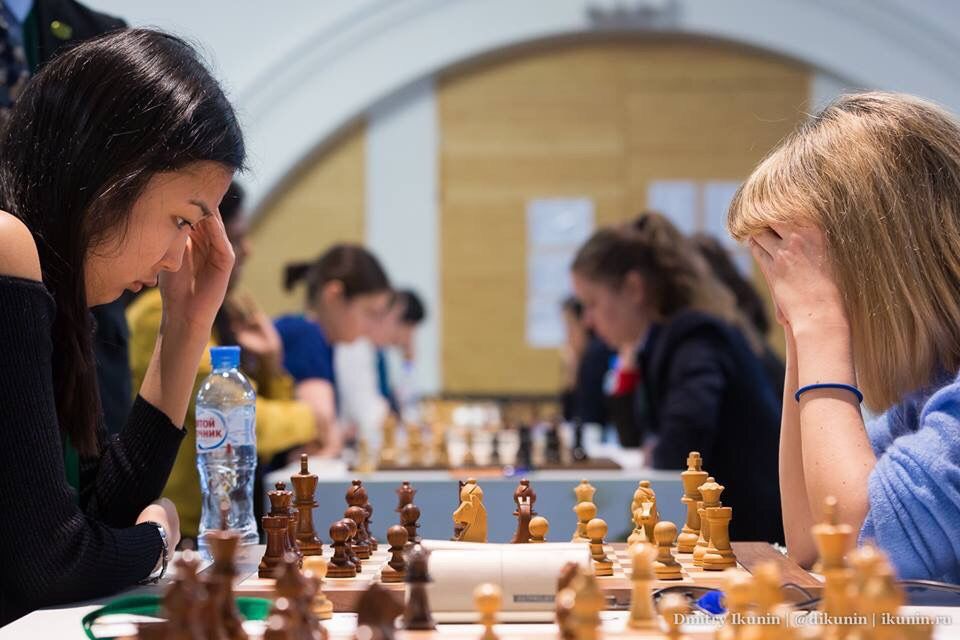 Иллюстрация к новости: Динара Дорджиева: «В шахматы меня научил играть дедушка»