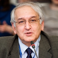 Фуад Алескеров