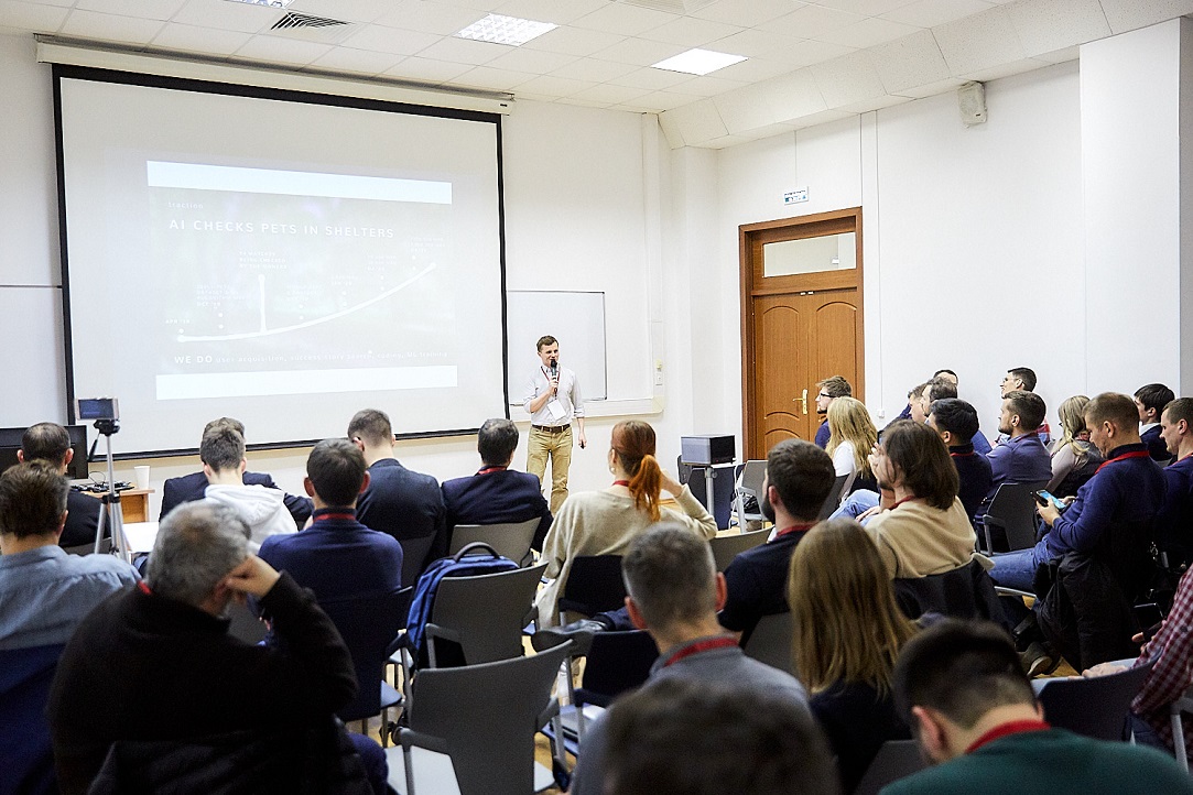 Иллюстрация к новости: Демо день для проектов-выпускников Акселерационной программы ВШЭ прошёл в кампусе на Шаболовке