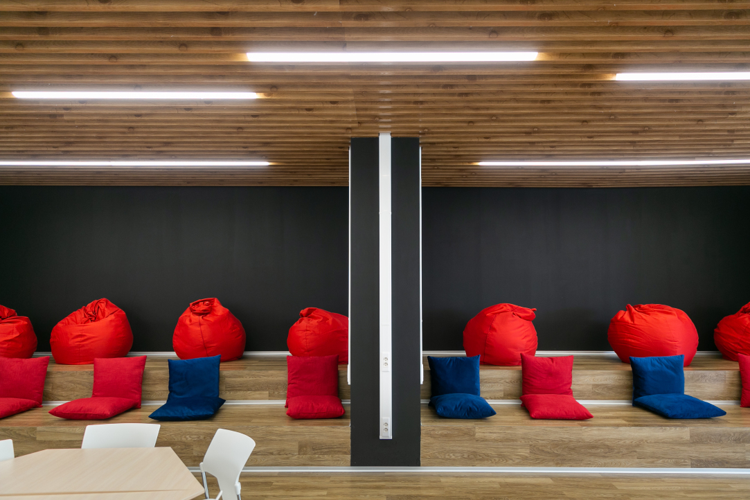 Both Quiet and Noisy: HSE University Opens Its Largest Coworking Space for Students Yet