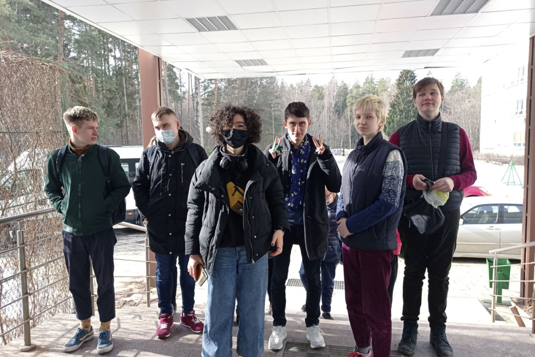 Иллюстрация к новости: Зачем второкурсники бакалавриата физики ездили в Черноголовку