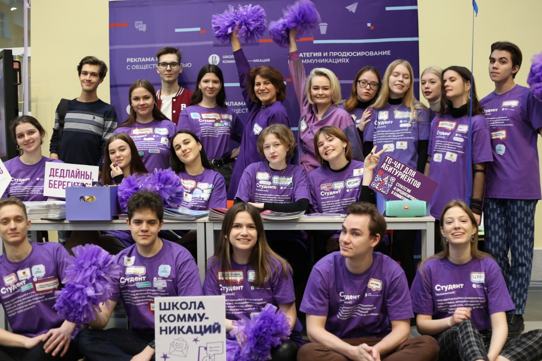 Иллюстрация к новости: «Когда есть свободное время, бегу волонтёрить»