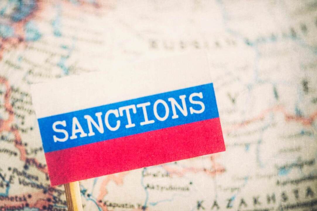 Иллюстрация к новости: В НИУ ВШЭ научат анализировать и прогнозировать санкционную политику в отношении России