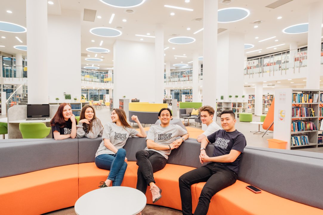 Иллюстрация к новости: Магистранты ДОРО выступили на конференции ИВО-2023