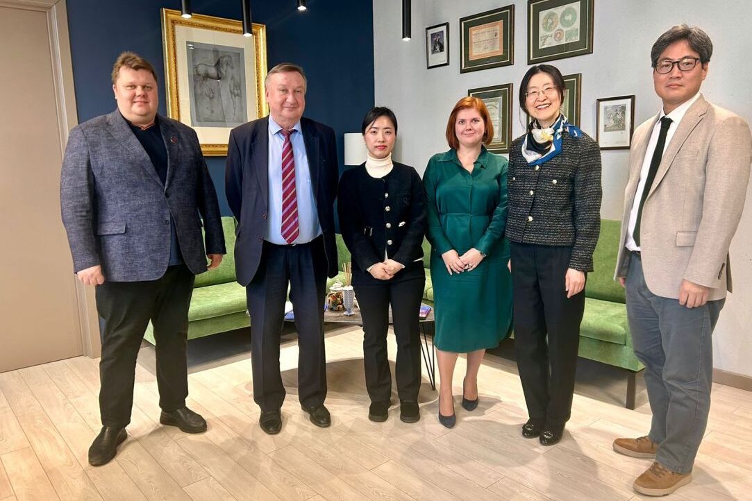 Illustration for news: Meeting of Anastasia Likhacheva withCounselor of the Embassy of the Republic of Korea Kim Sewon and the new Director of the Moscow office of the Korea Foundation Lee Somyung