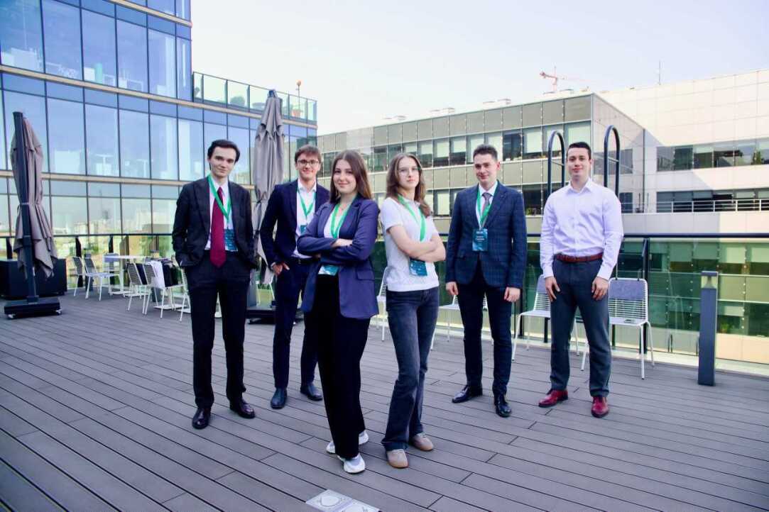 Иллюстрация к новости: Победа студентов факультета права НИУ ВШЭ на X Конкурсе Российской Арбитражной Ассоциации