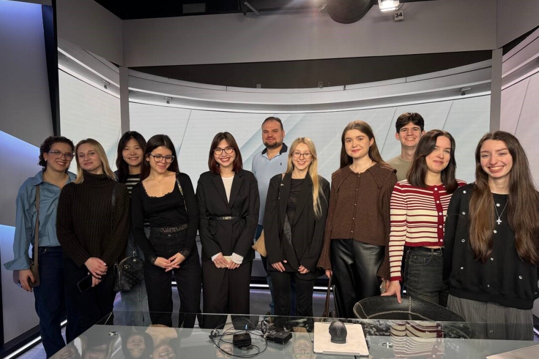 За дверьми РБК. Как прошла экскурсия для будущих бизнес-журналистов Иллюстрация к новости: За дверьми РБК. Как прошла экскурсия для будущих бизнес-журналистов