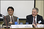 Профессор Киотского университета Сатоши Мизобата на международной научной конференции ГУ-ВШЭ, 4 апреля 2007 г.