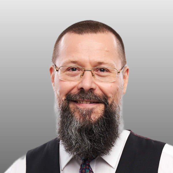 Евгений Алексеевич Савеленок