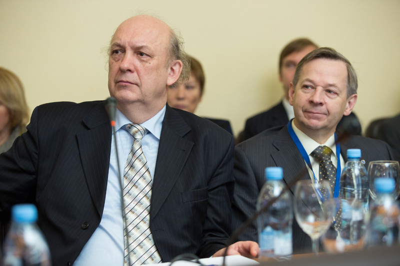 Рустем Нуреев и Олег Ананьин на юбилейной конференции, приуроченной к 20-летию НИУ ВШЭ